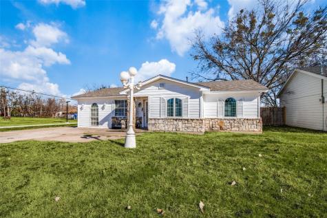 1301 S Medora Street Terrell TX 75160