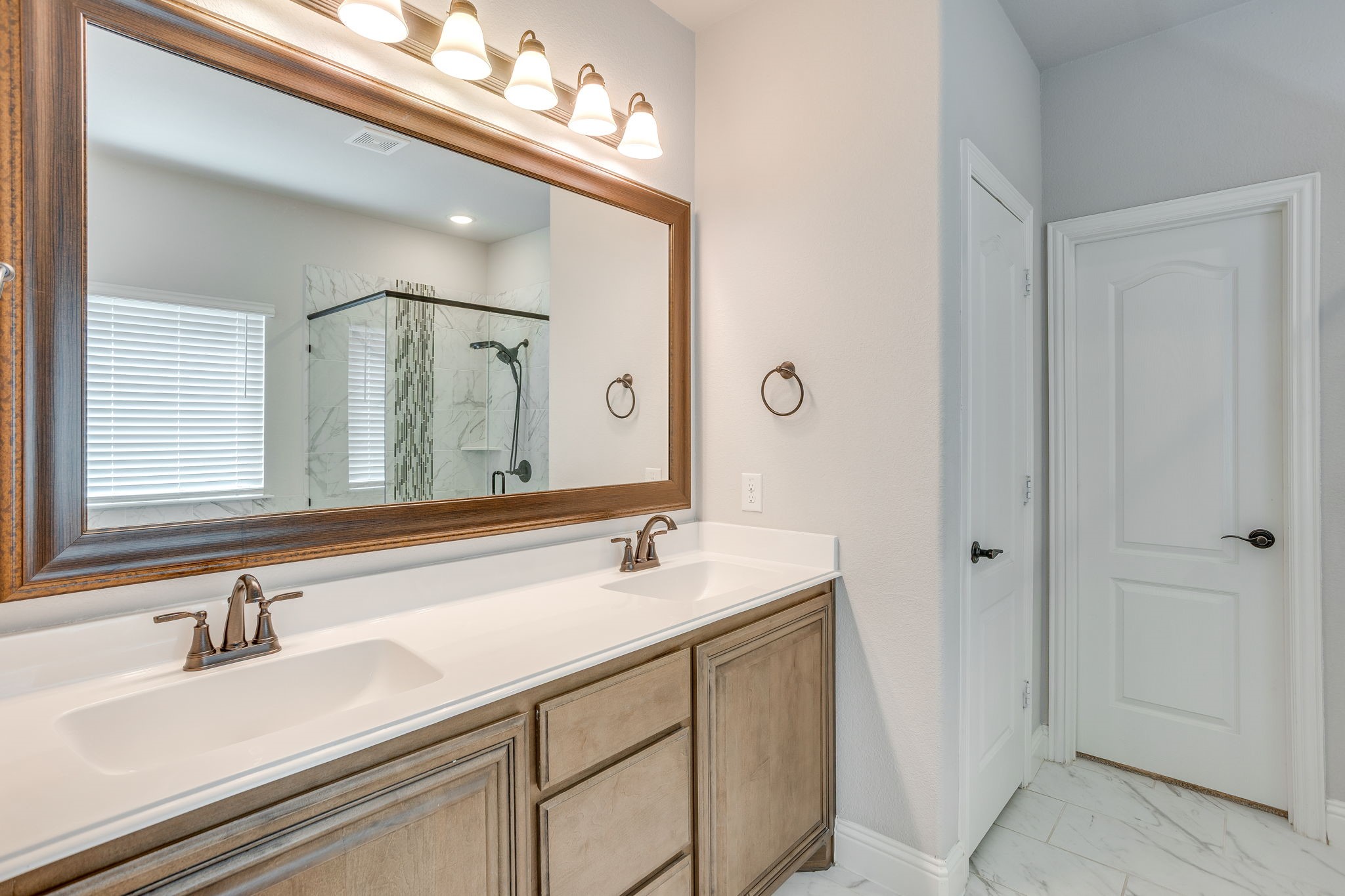 1116 Bear Oak Drive Burleson TX 76028