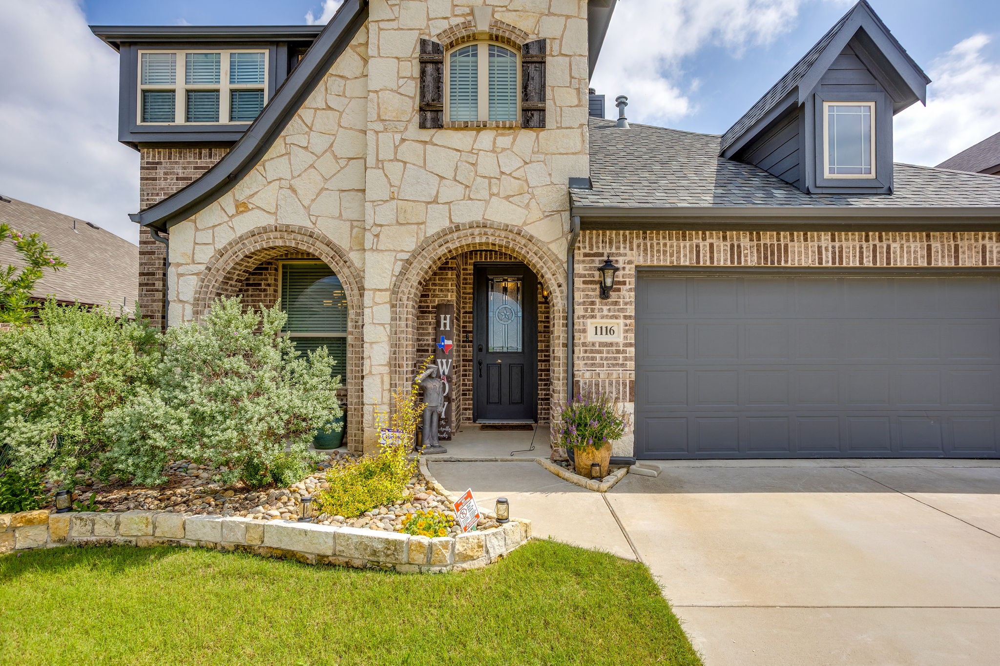 1116 Bear Oak Drive Burleson TX 76028