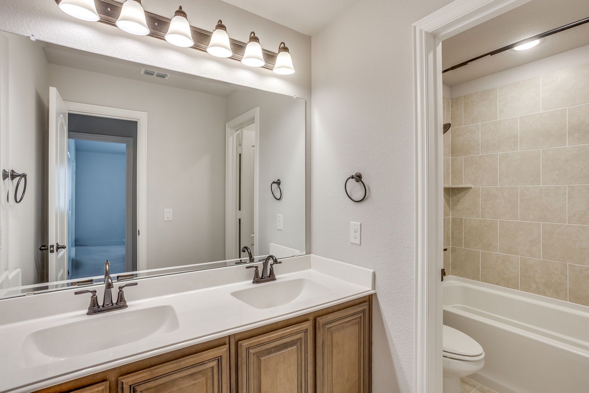 1116 Bear Oak Drive Burleson TX 76028