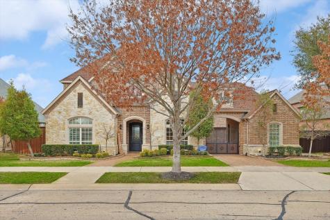 2713 King Arthur Boulevard Lewisville TX 75056