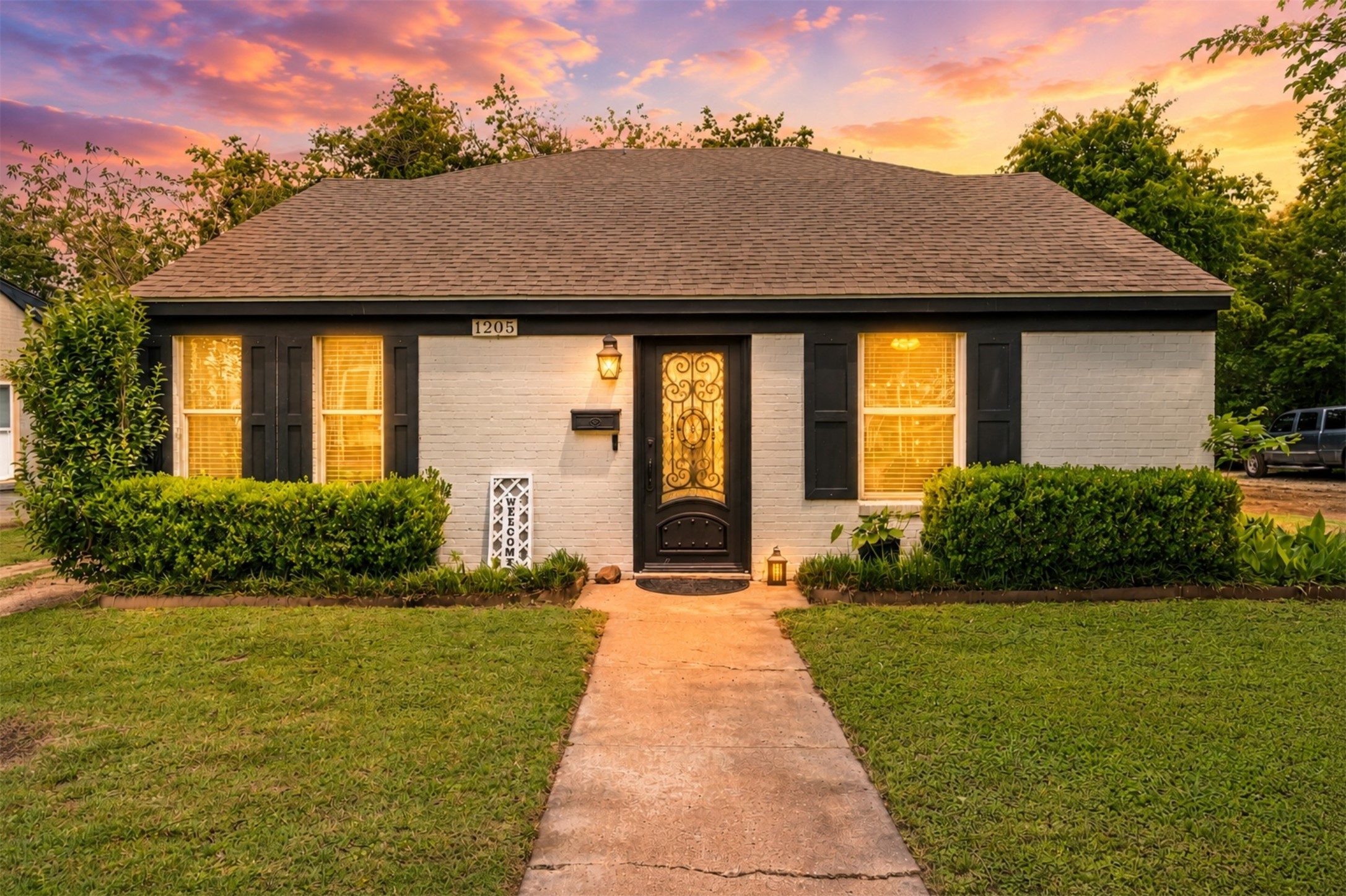 1205 N 17th Street Waco TX 76707