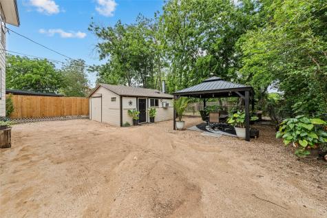 1205 N 17th Street Waco TX 76707