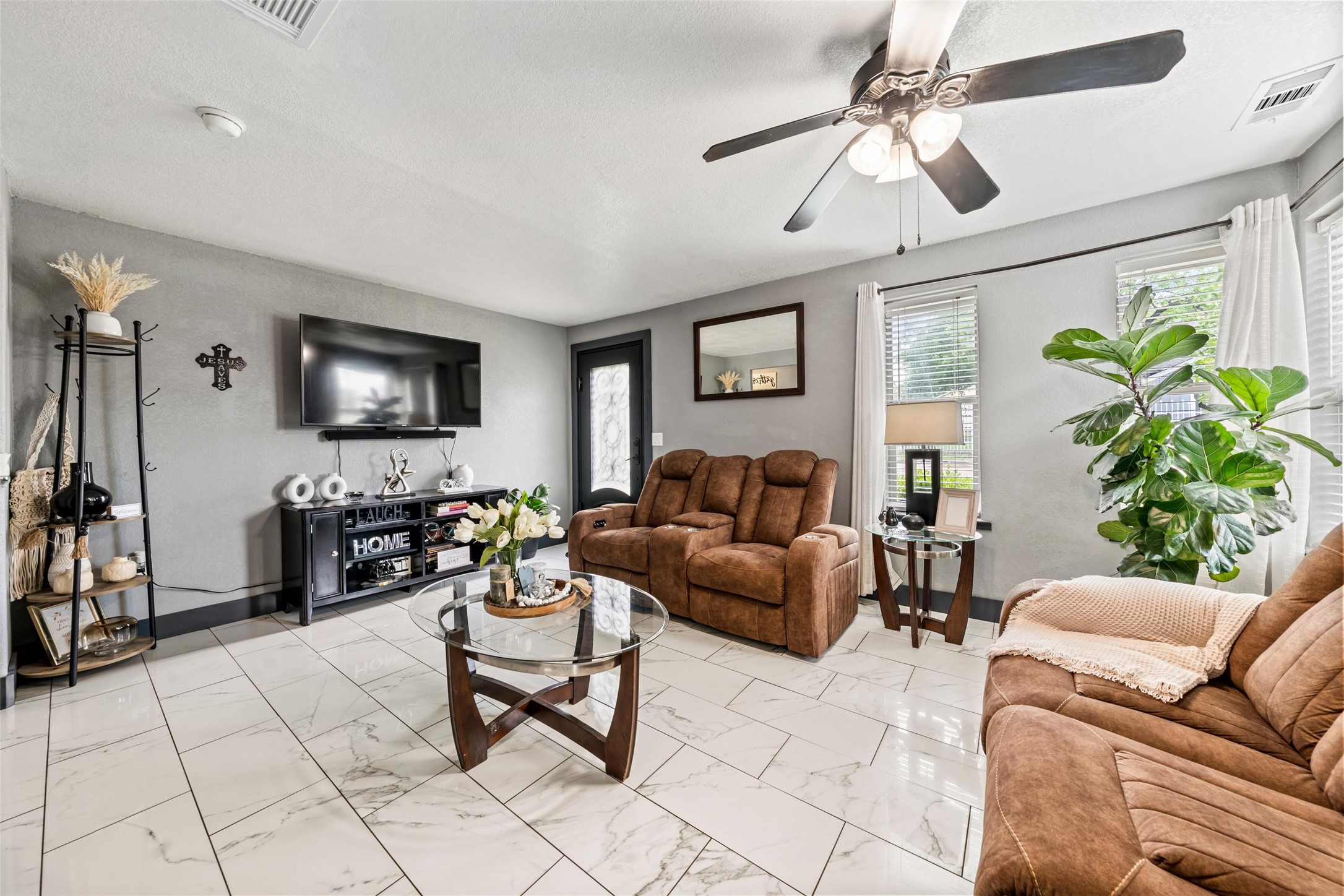 1205 N 17th Street Waco TX 76707