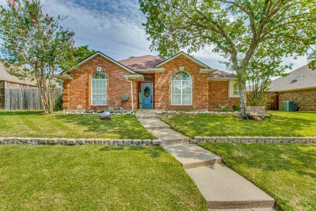 819 Autumn Hill Drive Wylie TX 75098