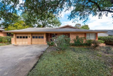 1100 Sunset Drive Ennis TX 75119