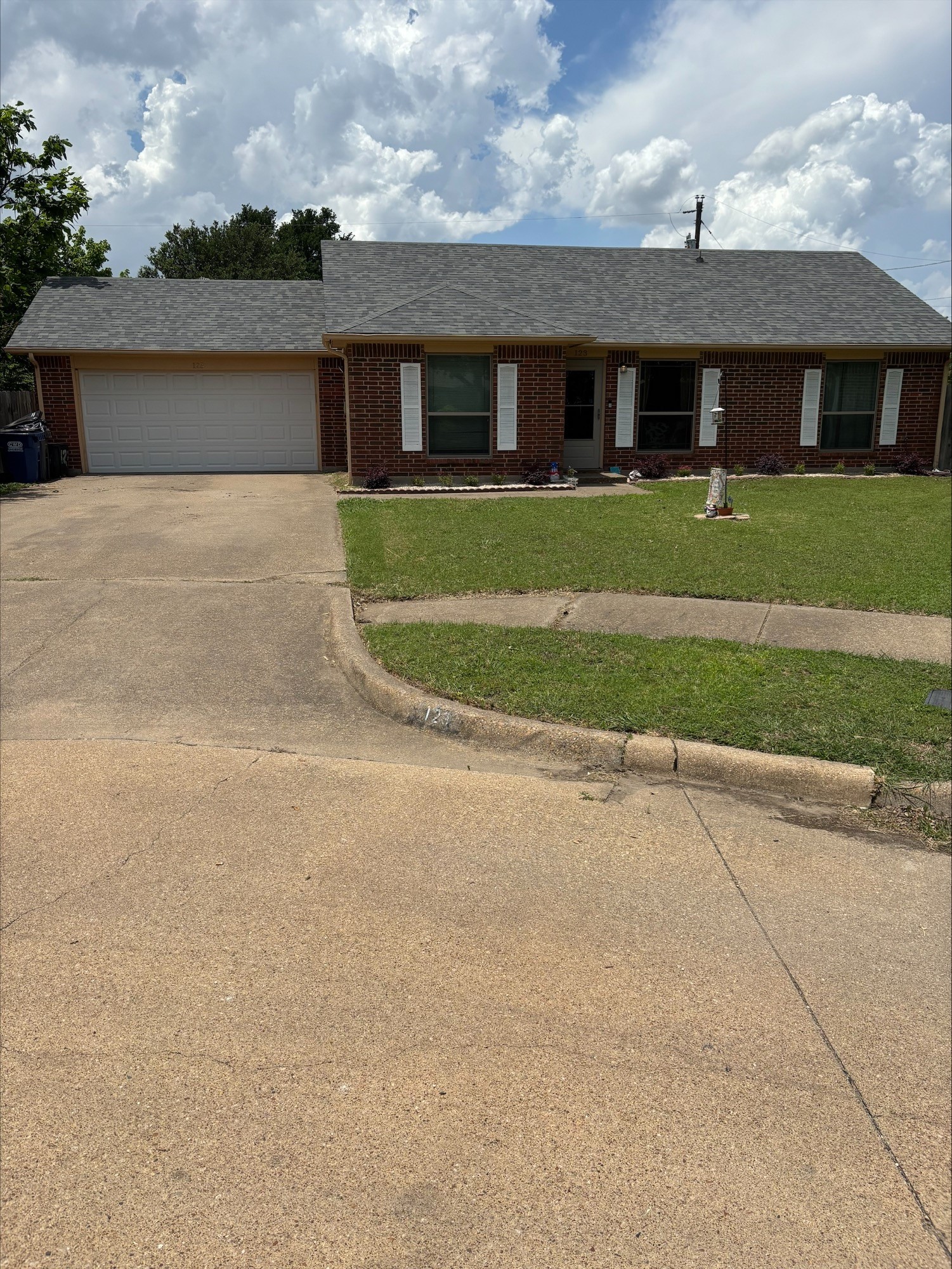 123 Brisbane Court Glenn Heights TX 75154