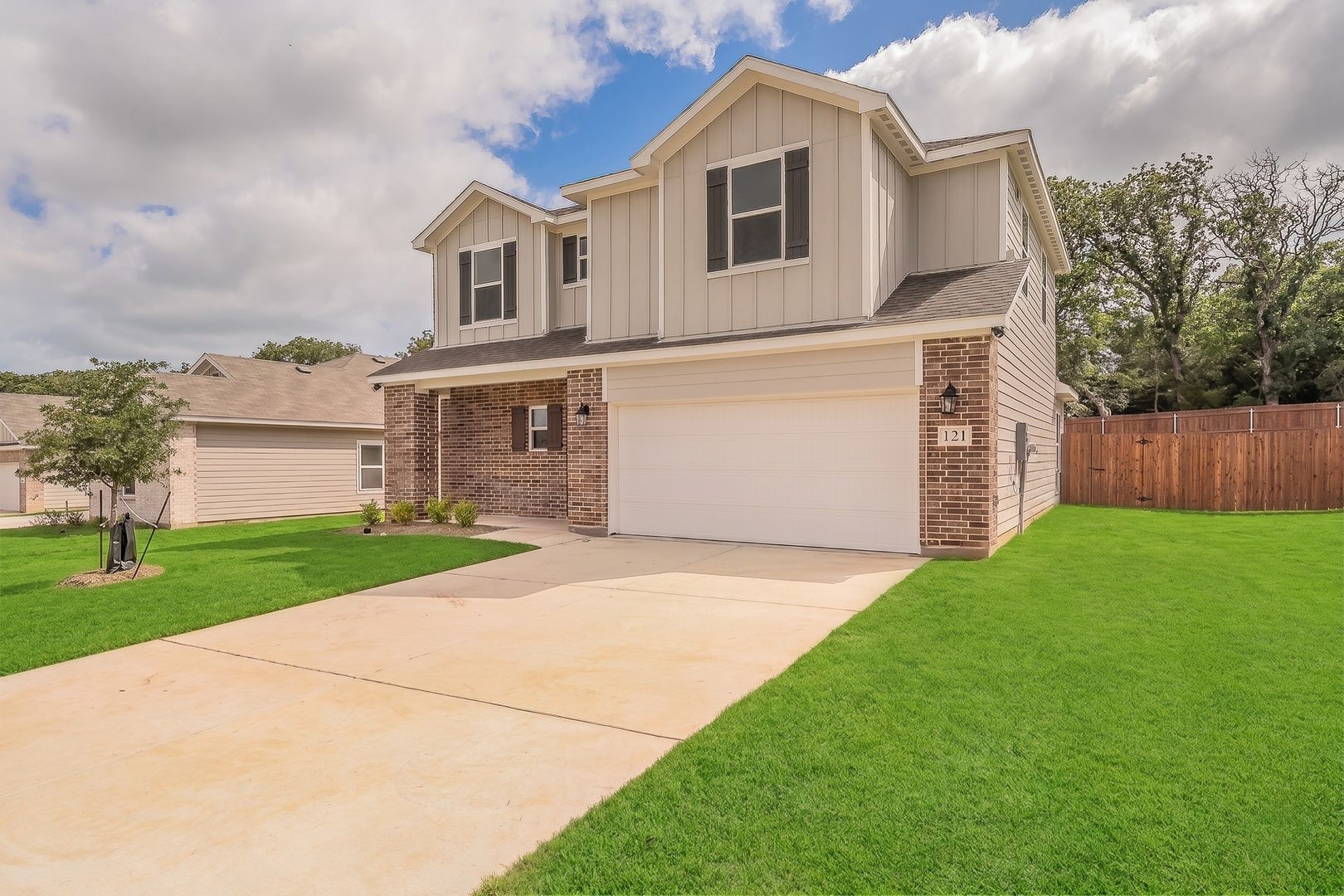 121 Kylie Street Cleburne TX 76031