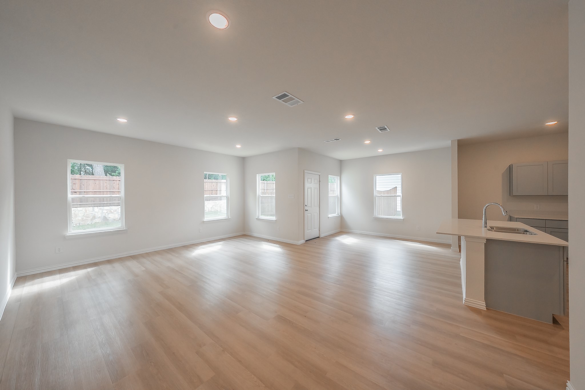 121 Kylie Street Cleburne TX 76031