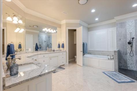 166 E Rio Ridge Azle TX 76020