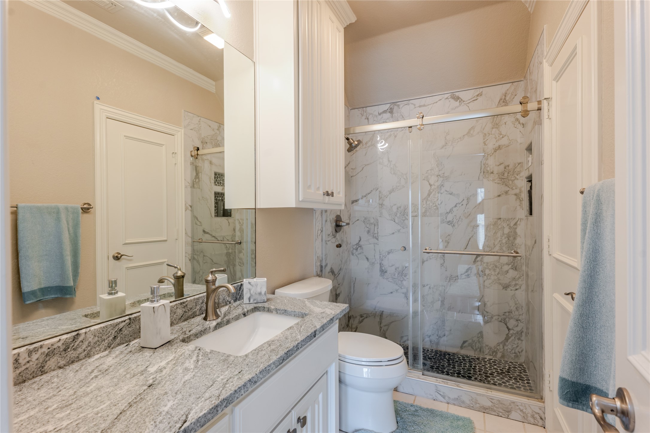 166 E Rio Ridge Azle TX 76020