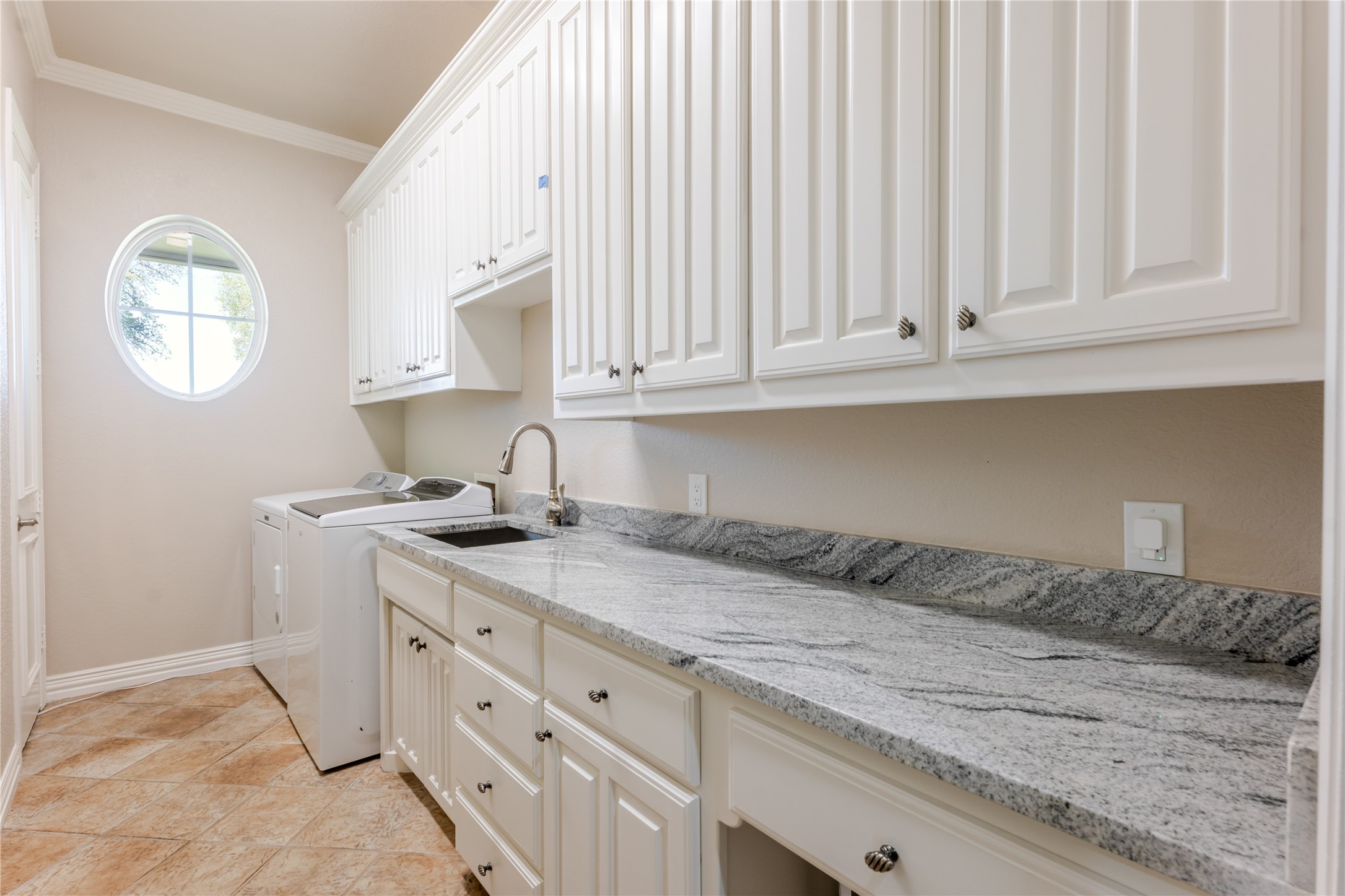 166 E Rio Ridge Azle TX 76020