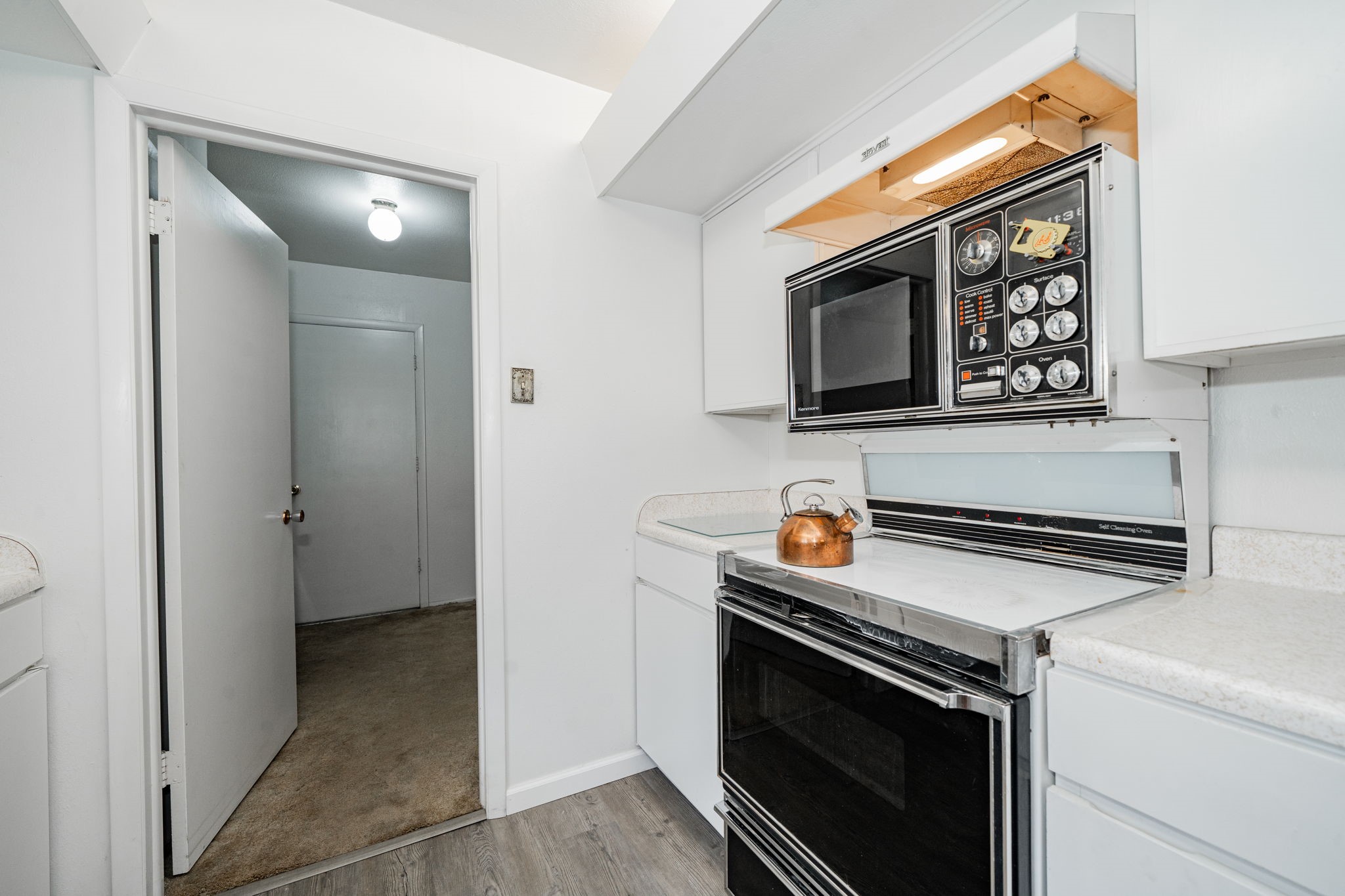 1759 Gross Road Dallas TX 75228