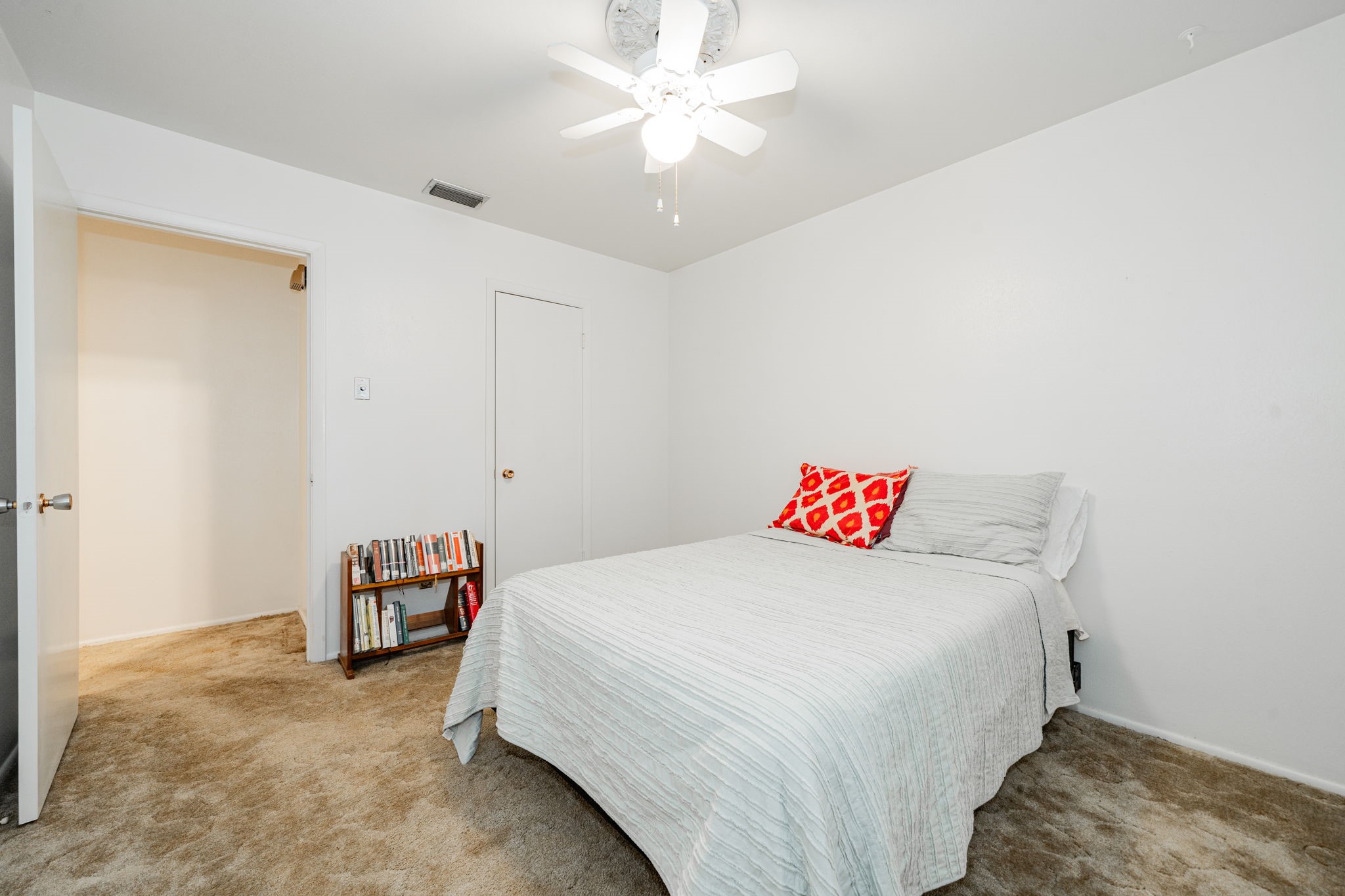 1759 Gross Road Dallas TX 75228