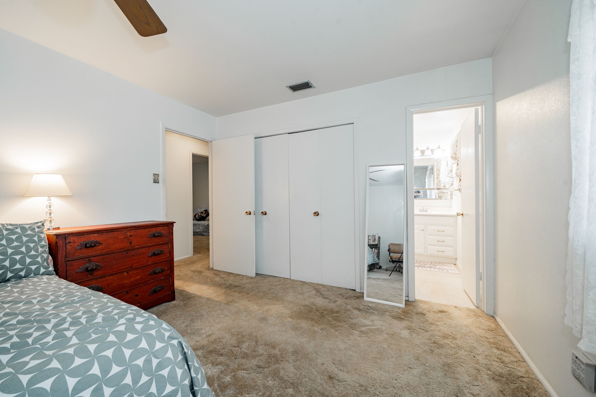 1759 Gross Road Dallas TX 75228