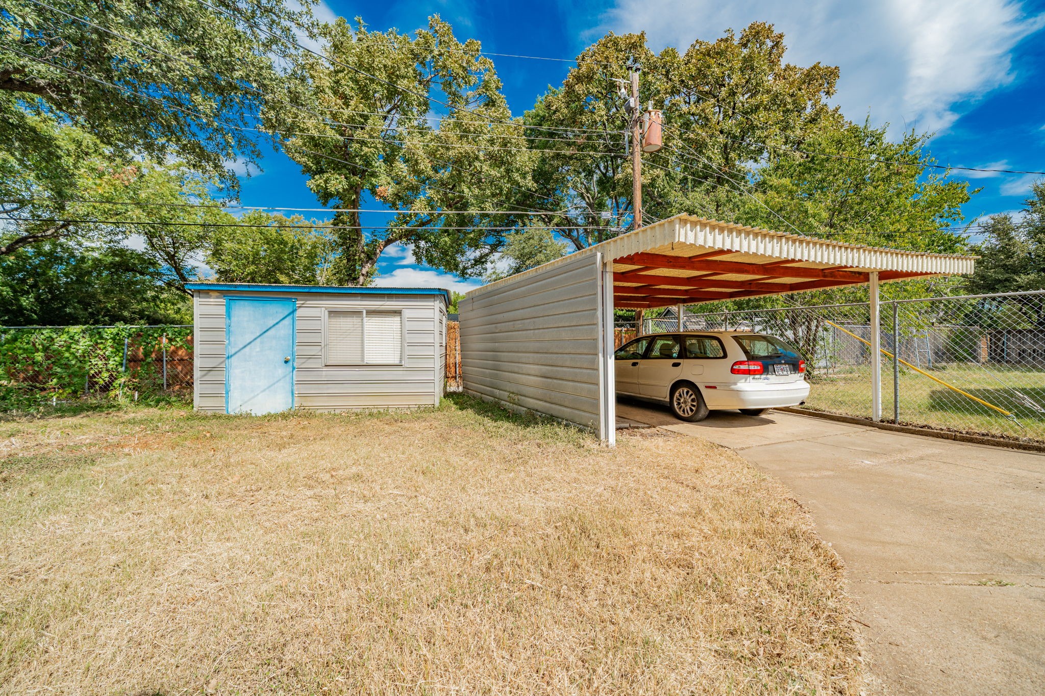1759 Gross Road Dallas TX 75228