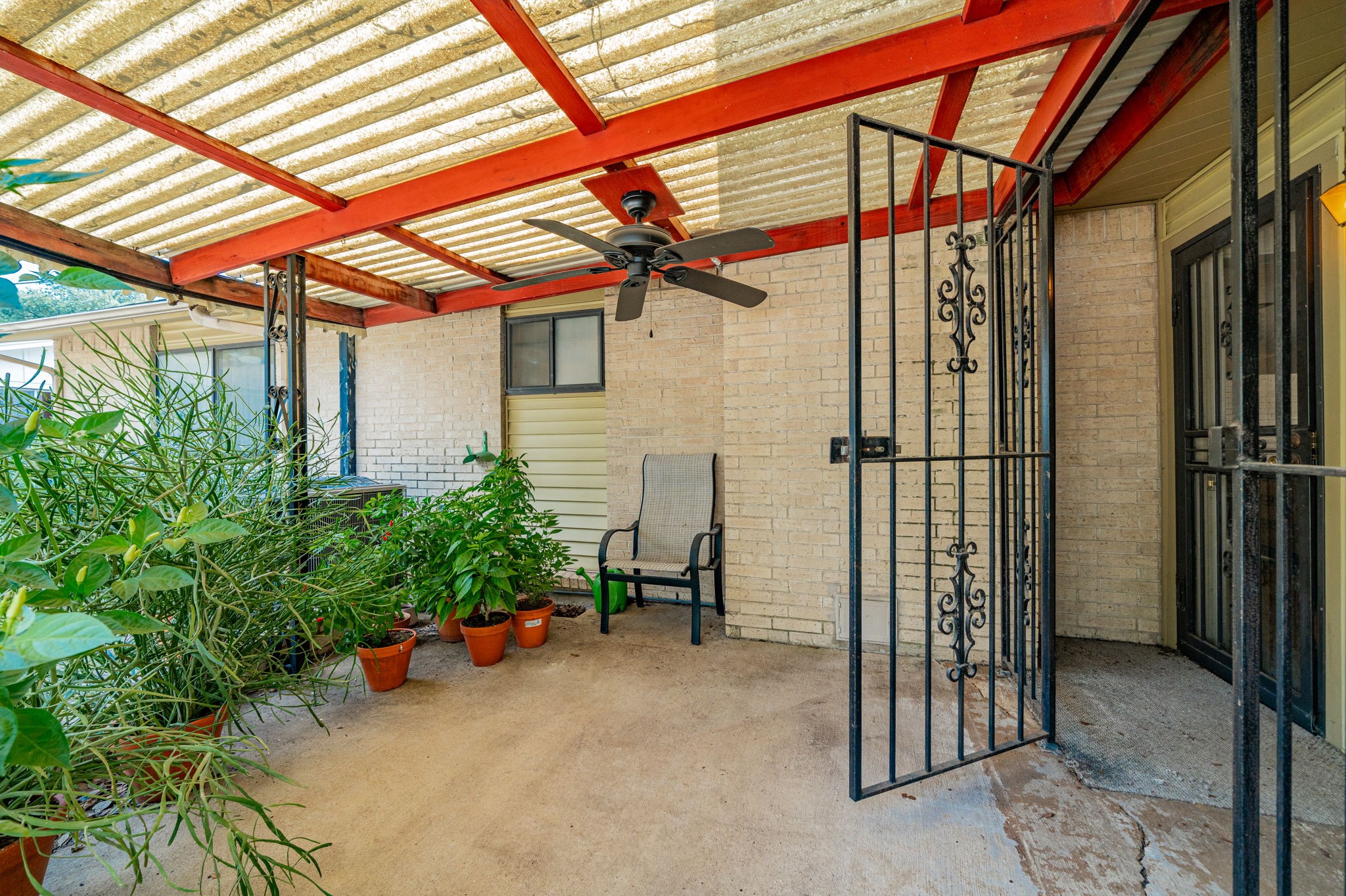 1759 Gross Road Dallas TX 75228