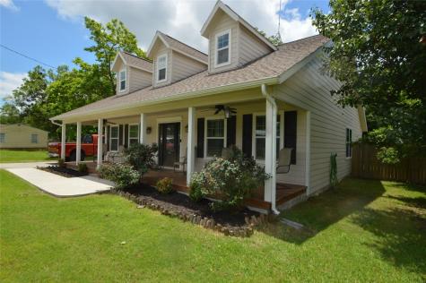 204 N 5th Street Quinlan TX 75474