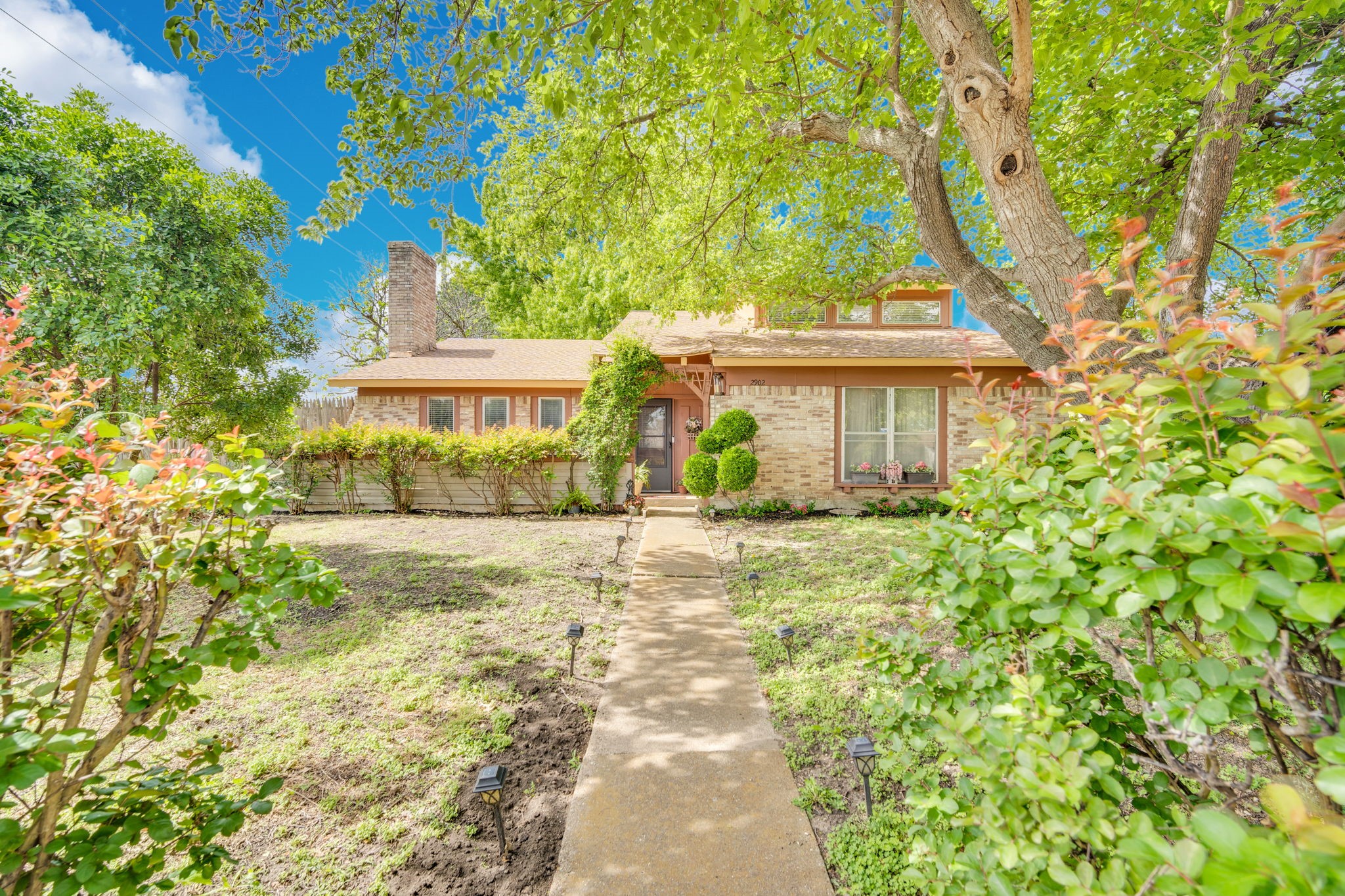 2902 Green Oaks Drive Garland TX 75040