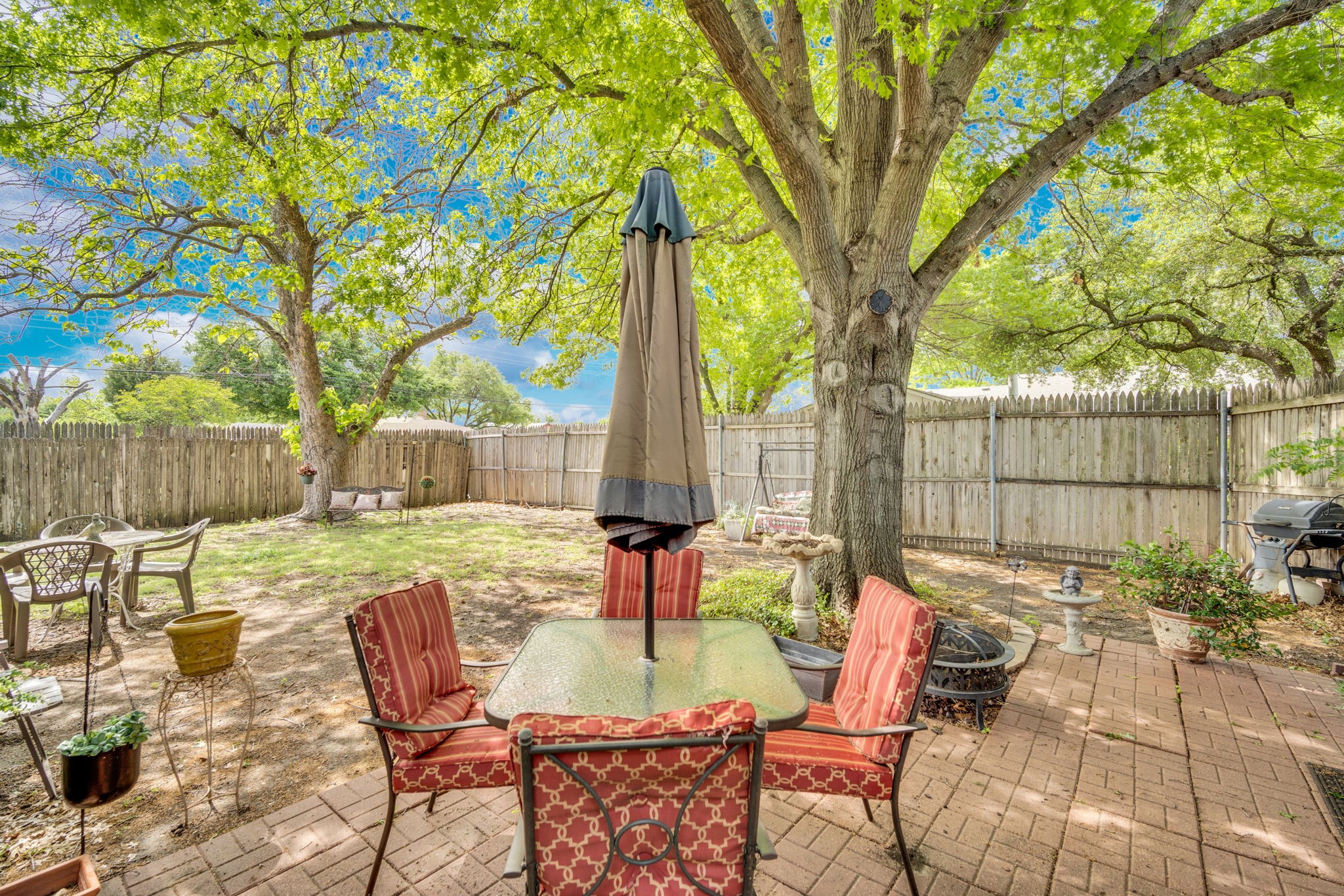 2902 Green Oaks Drive Garland TX 75040