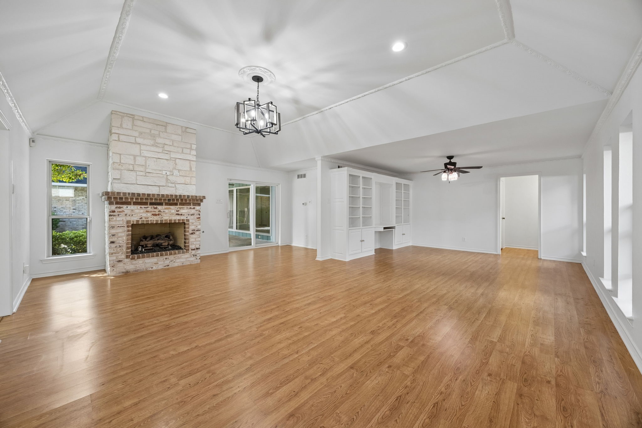 6218 Stonehill Drive Dallas TX 75254