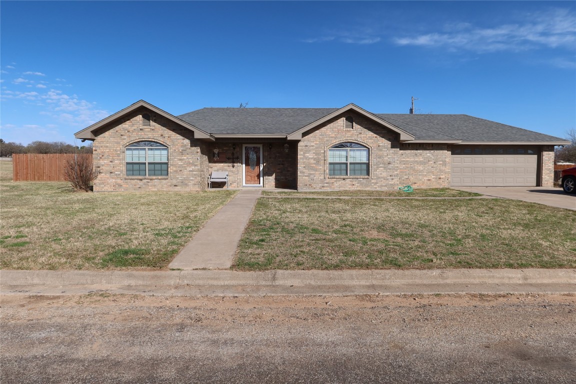 1100 Dana Street Bowie TX 76230