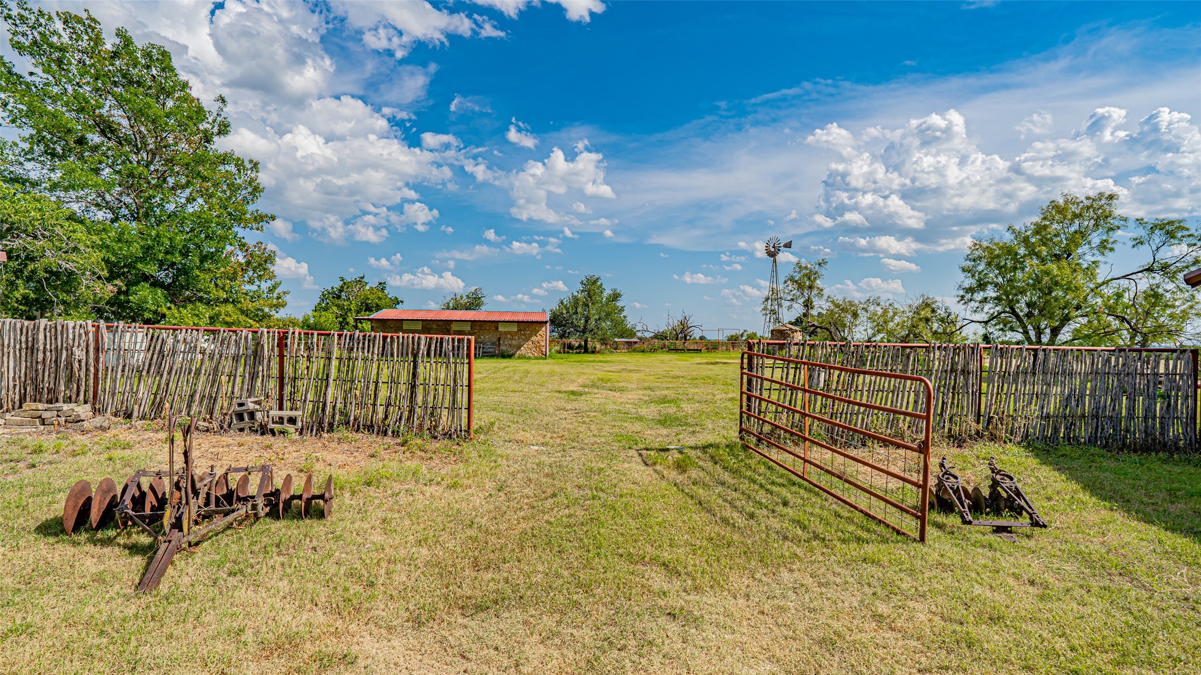 3891 County Road 351 Stephenville TX 76401