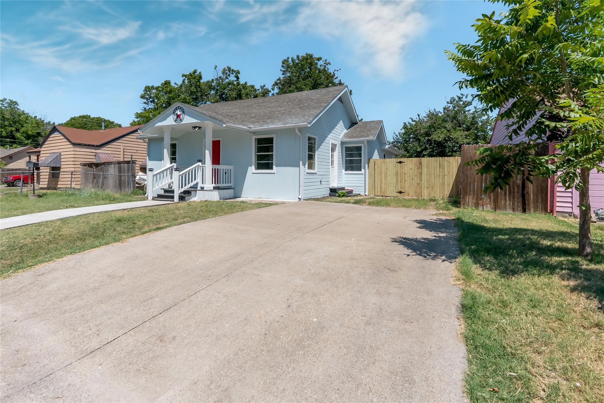 1506 Hickory Street Grand Prairie TX 75050