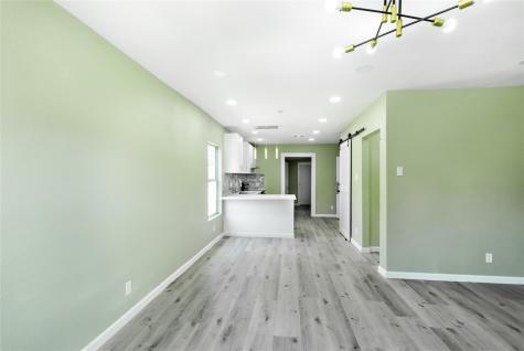 1506 Hickory Street Grand Prairie TX 75050