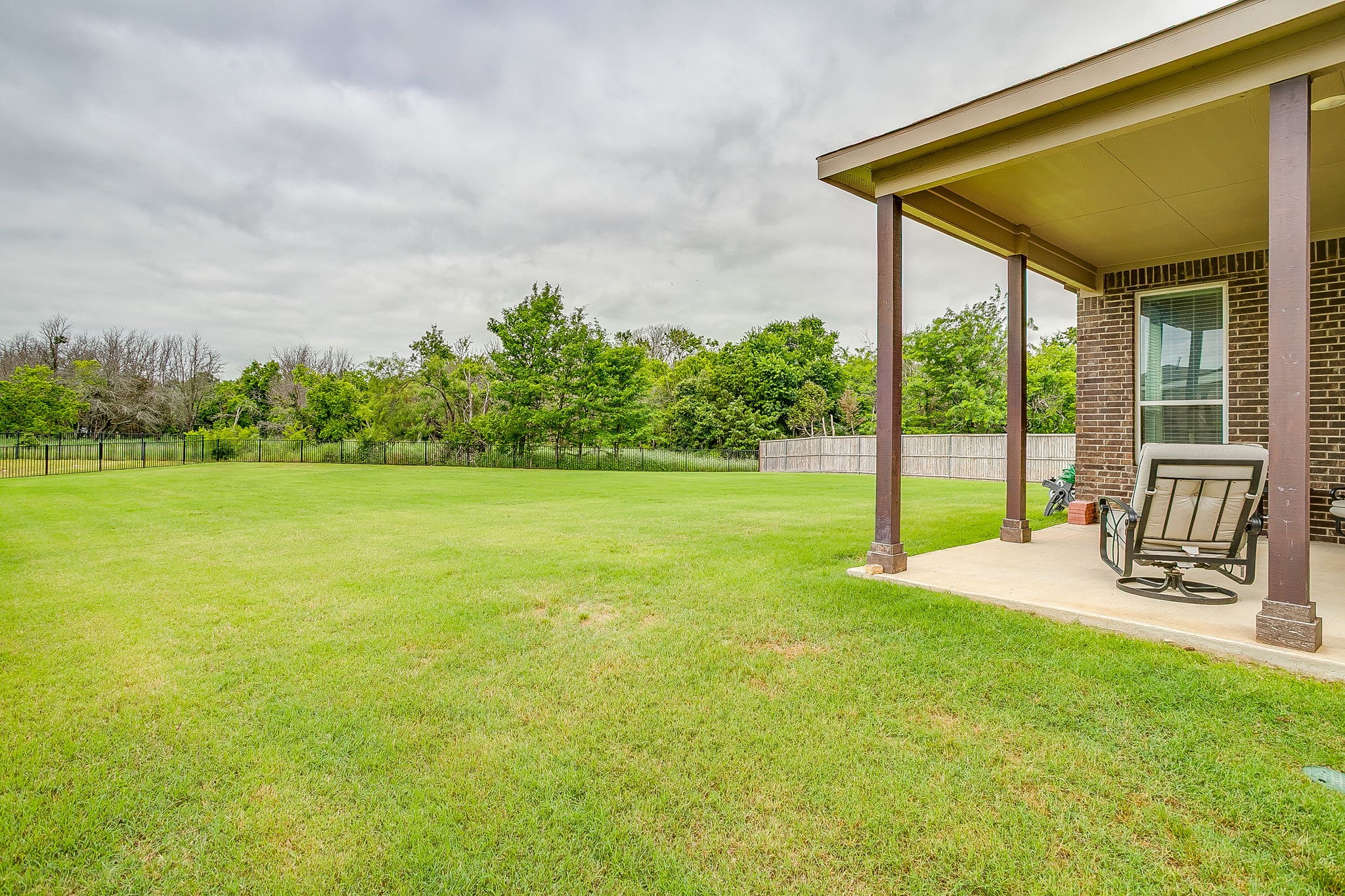 2705 Fireside Lane Denton TX 76201