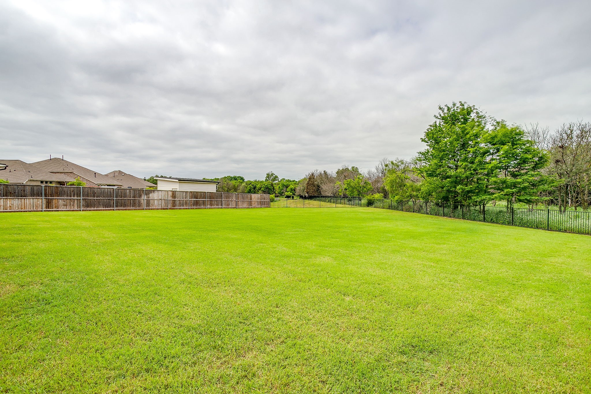2705 Fireside Lane Denton TX 76201