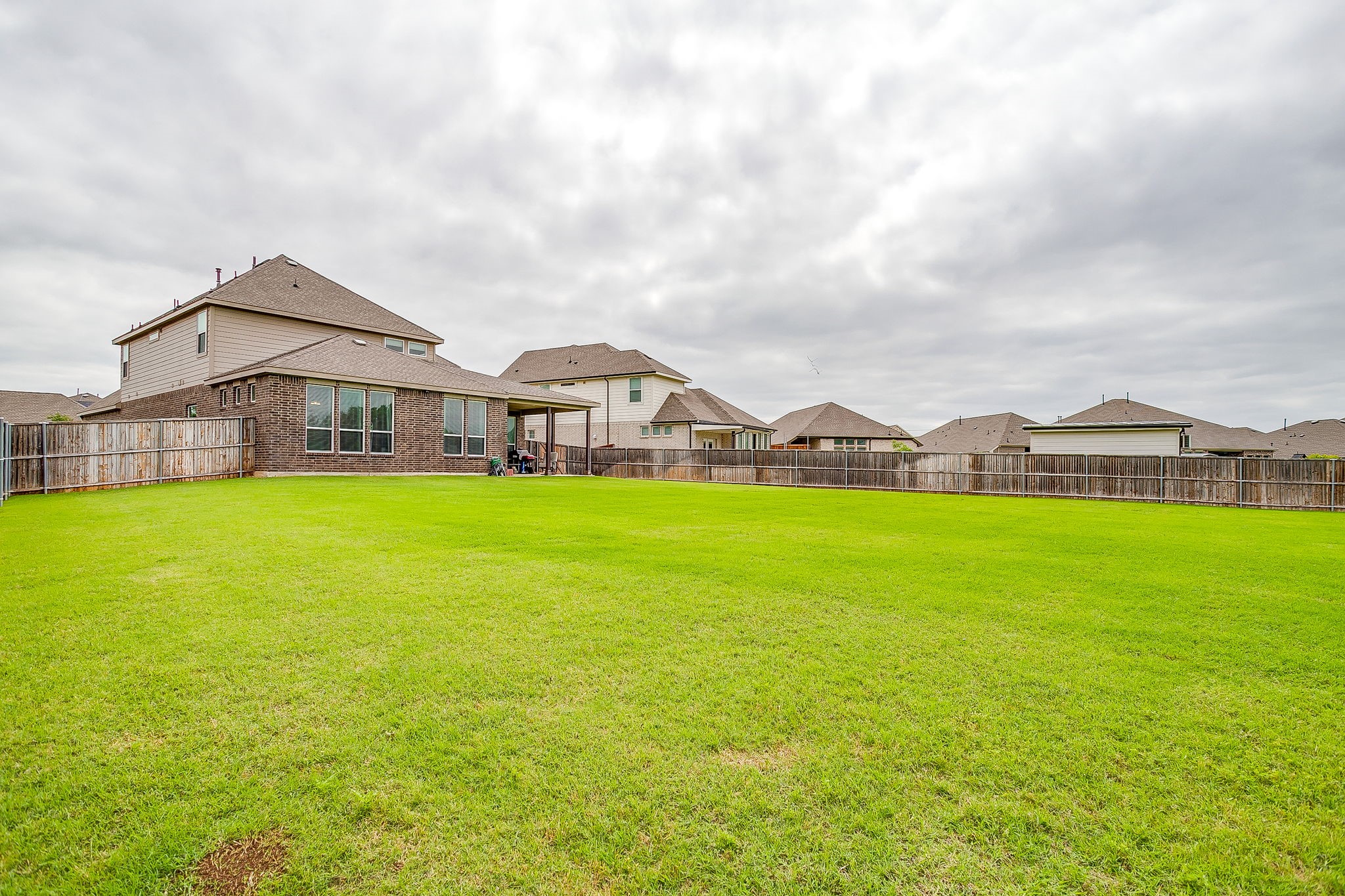 2705 Fireside Lane Denton TX 76201