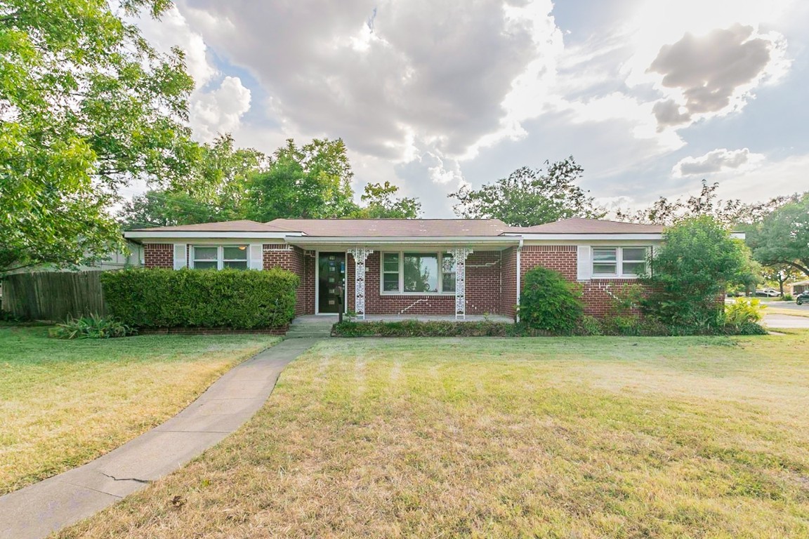 3621 Northcut Drive North Richland Hills TX 76117