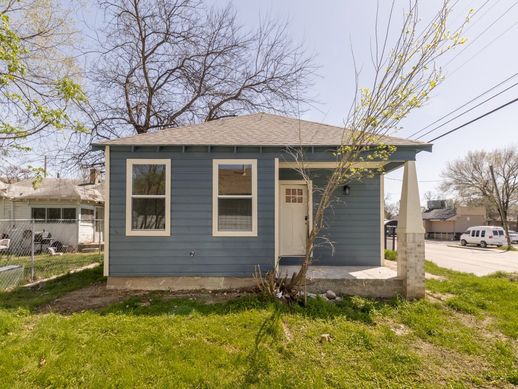 2801 Twyman Avenue Dallas TX 75215