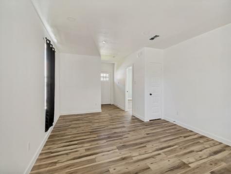2801 Twyman Avenue Dallas TX 75215