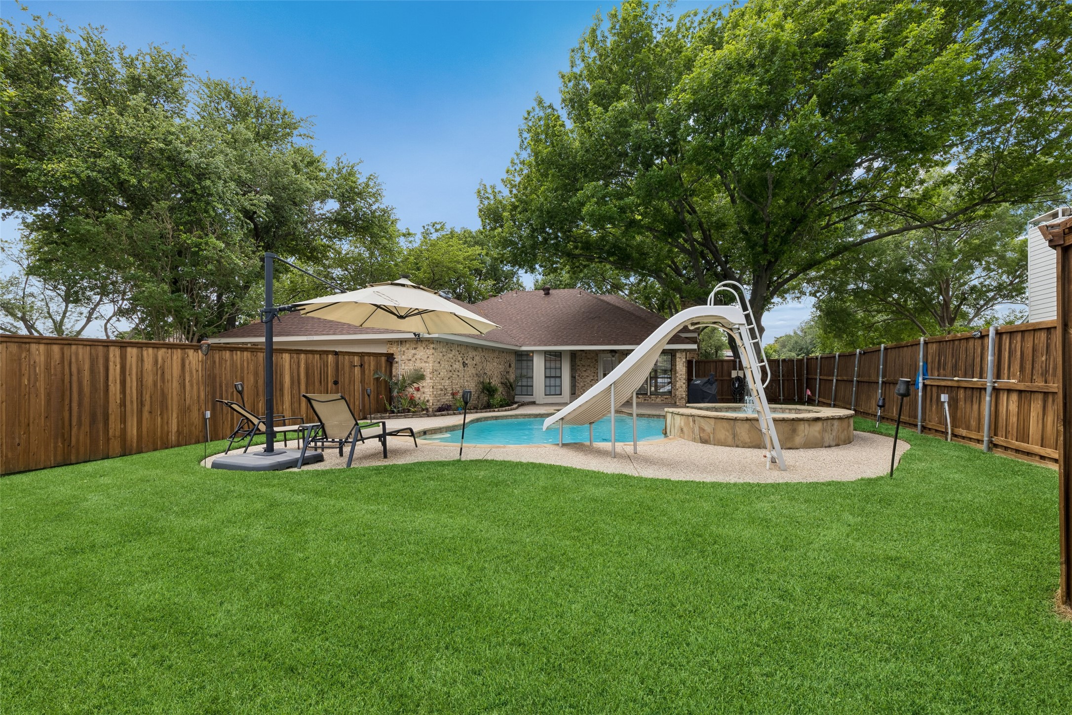 5112 Park Lake Court Sachse TX 75048