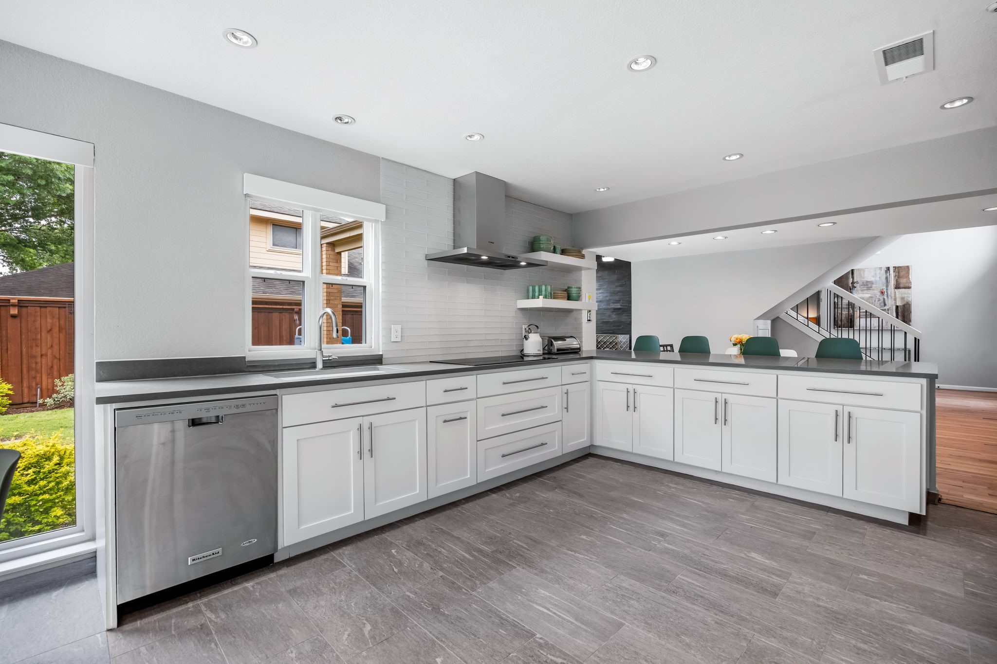 7168 Manor Oaks Drive Dallas TX 75248