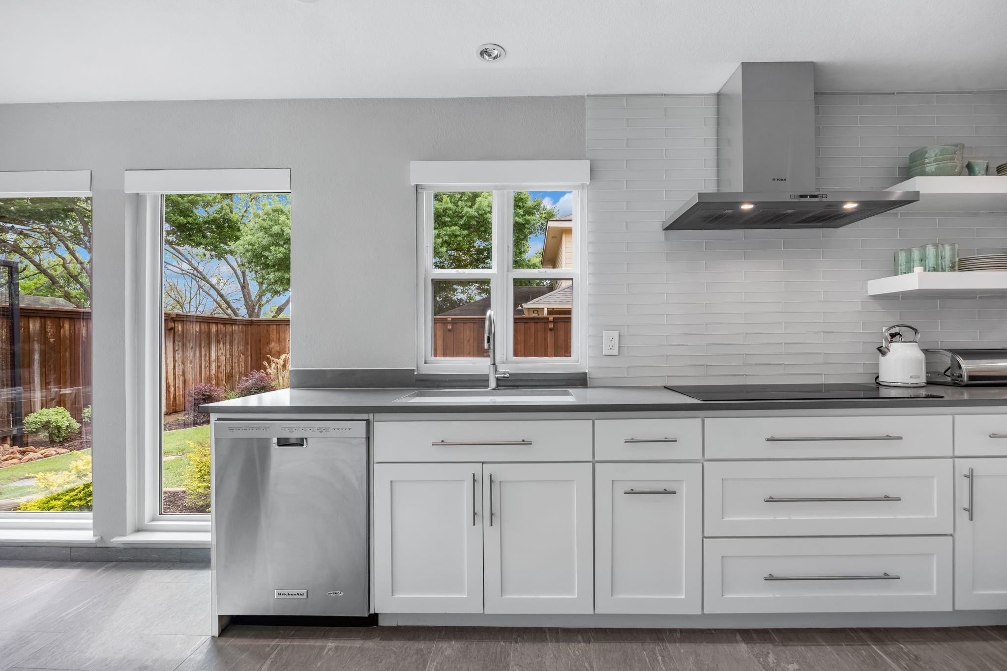 7168 Manor Oaks Drive Dallas TX 75248