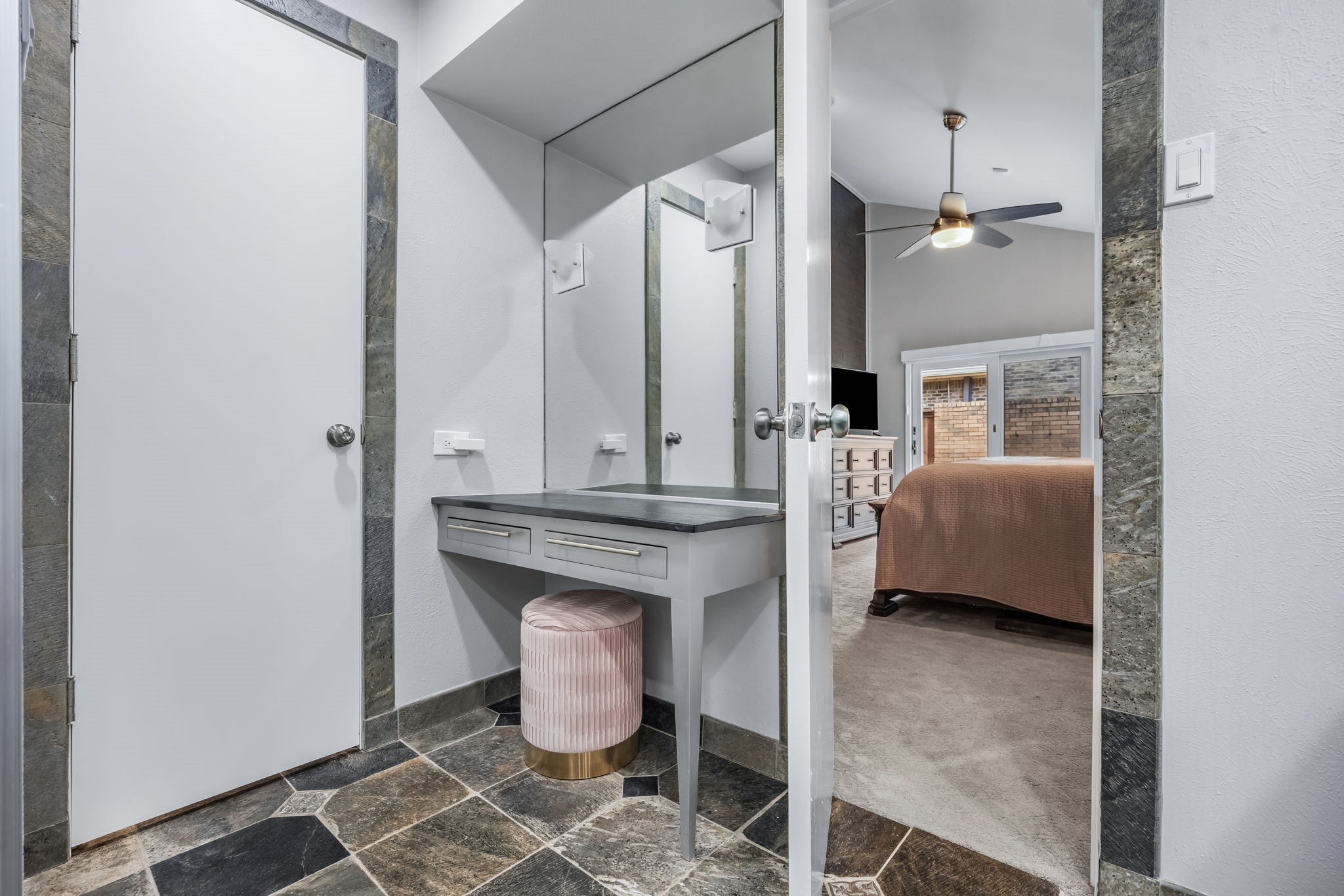 7168 Manor Oaks Drive Dallas TX 75248