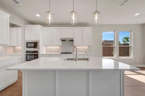 5333 Hybern Avenue Aubrey TX 76227