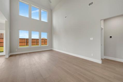 5333 Hybern Avenue Aubrey TX 76227