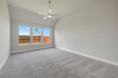 5333 Hybern Avenue Aubrey TX 76227