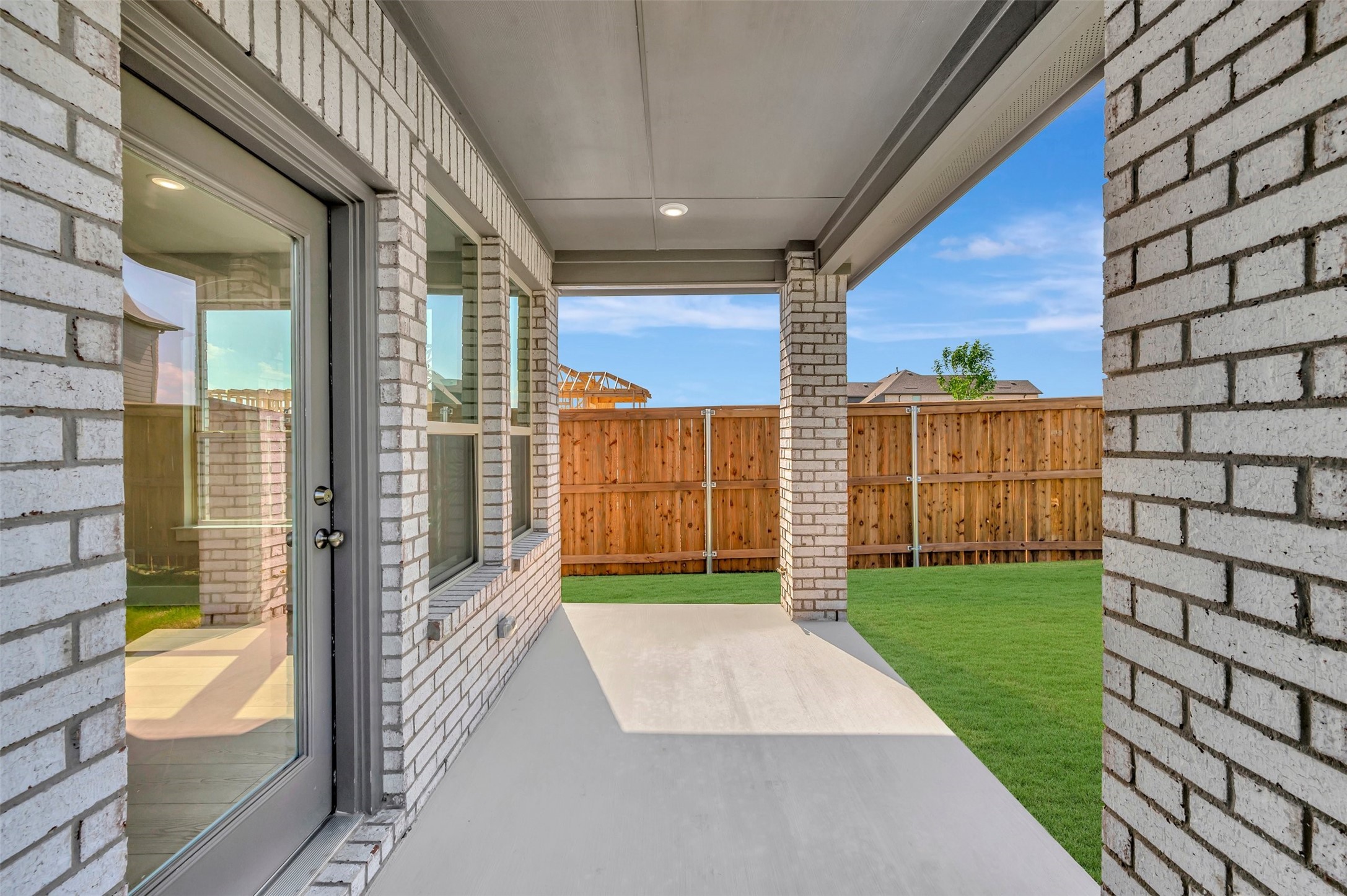 5333 Hybern Avenue Aubrey TX 76227