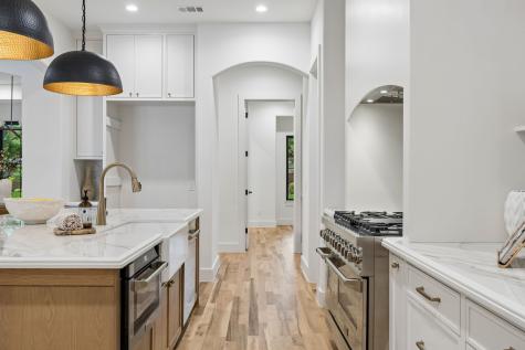 6915 Middle Cove Drive Dallas TX 75248