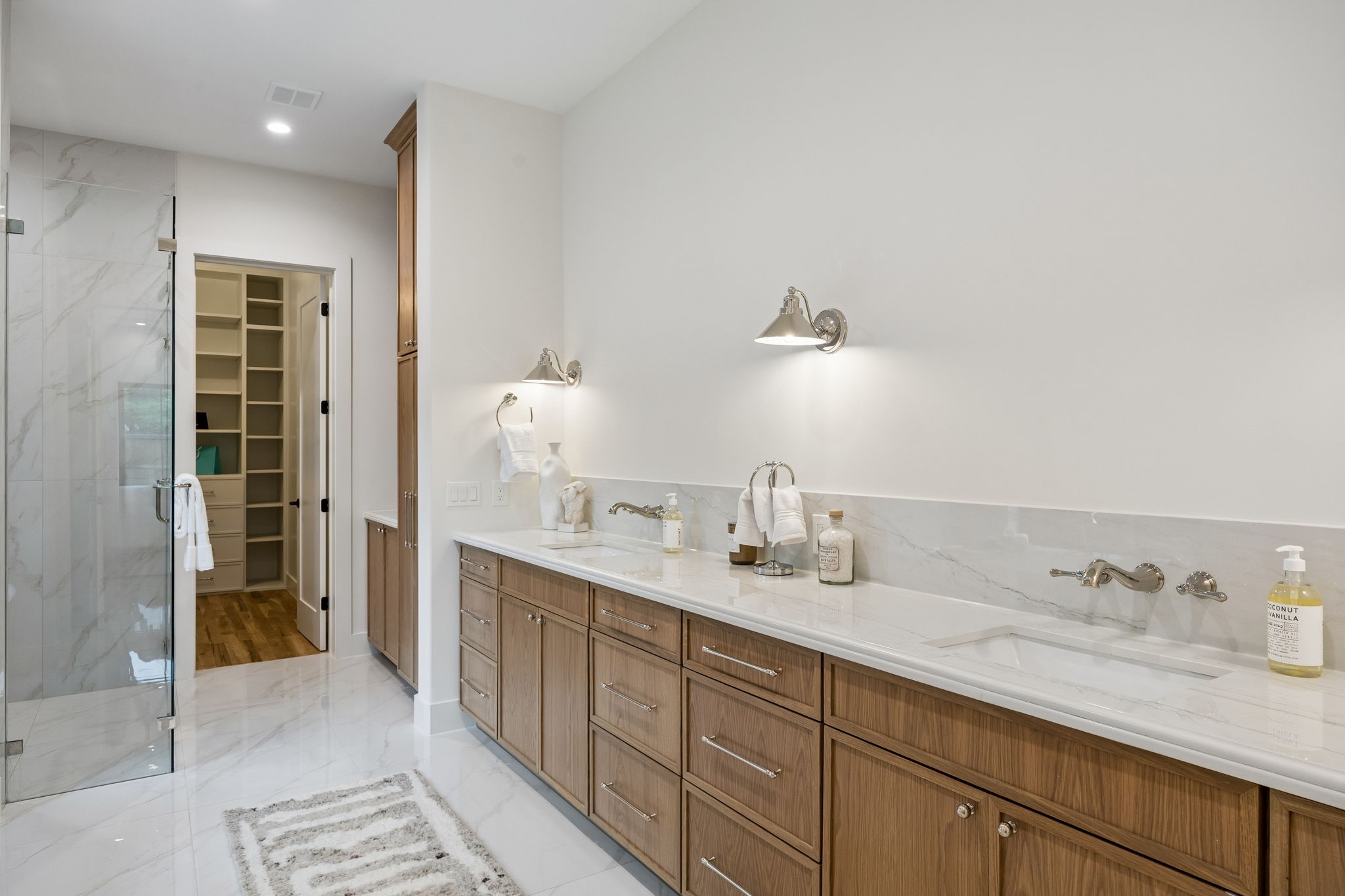 6915 Middle Cove Drive Dallas TX 75248