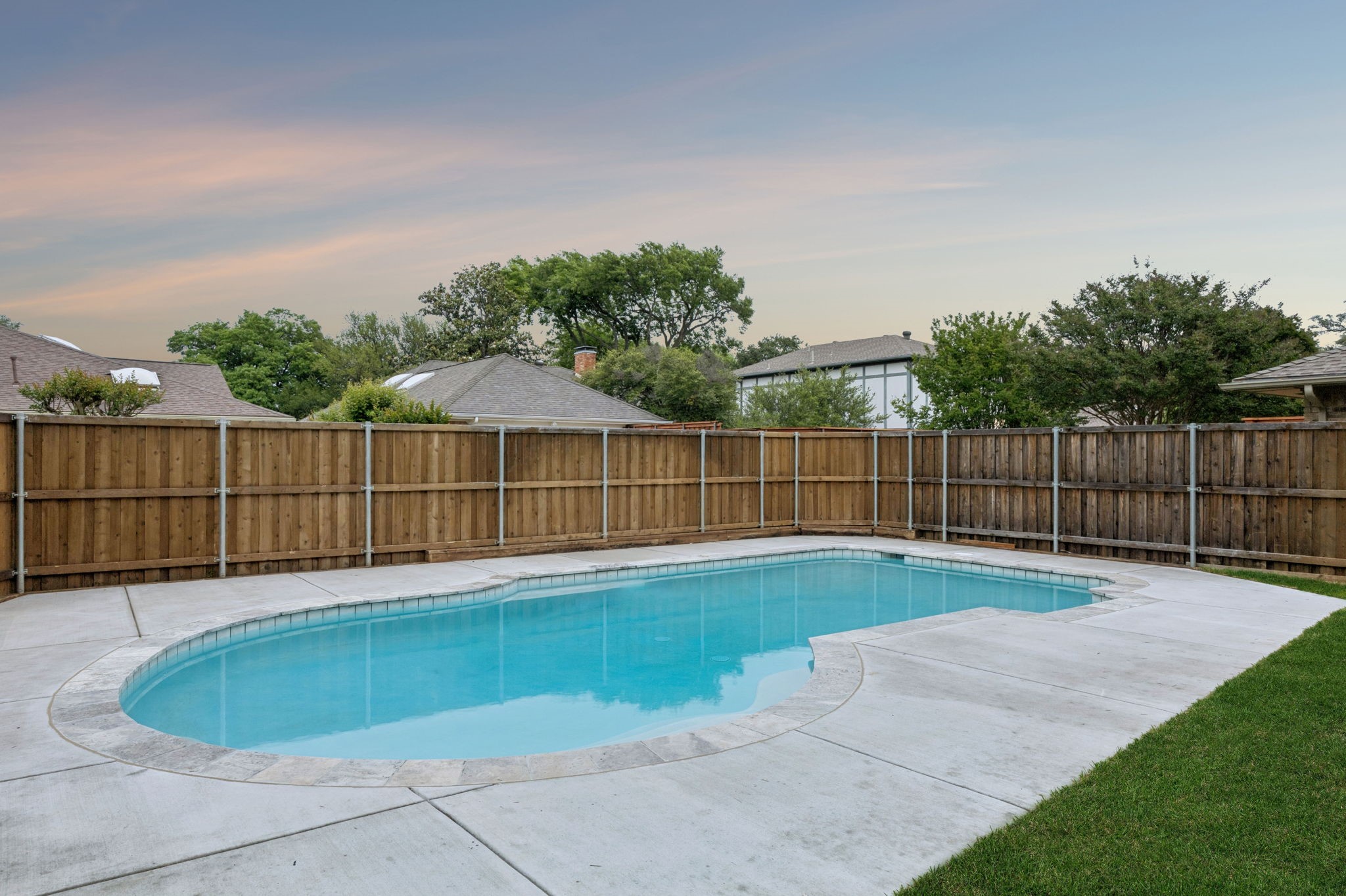 6915 Middle Cove Drive Dallas TX 75248