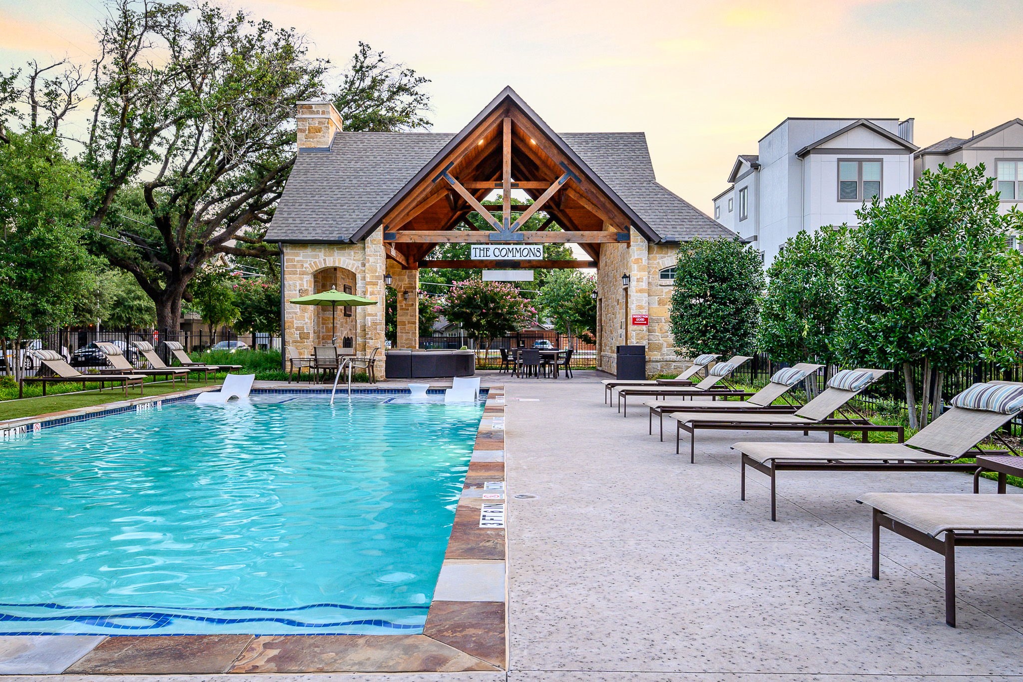 3704 Tussock Drive Dallas TX 75209