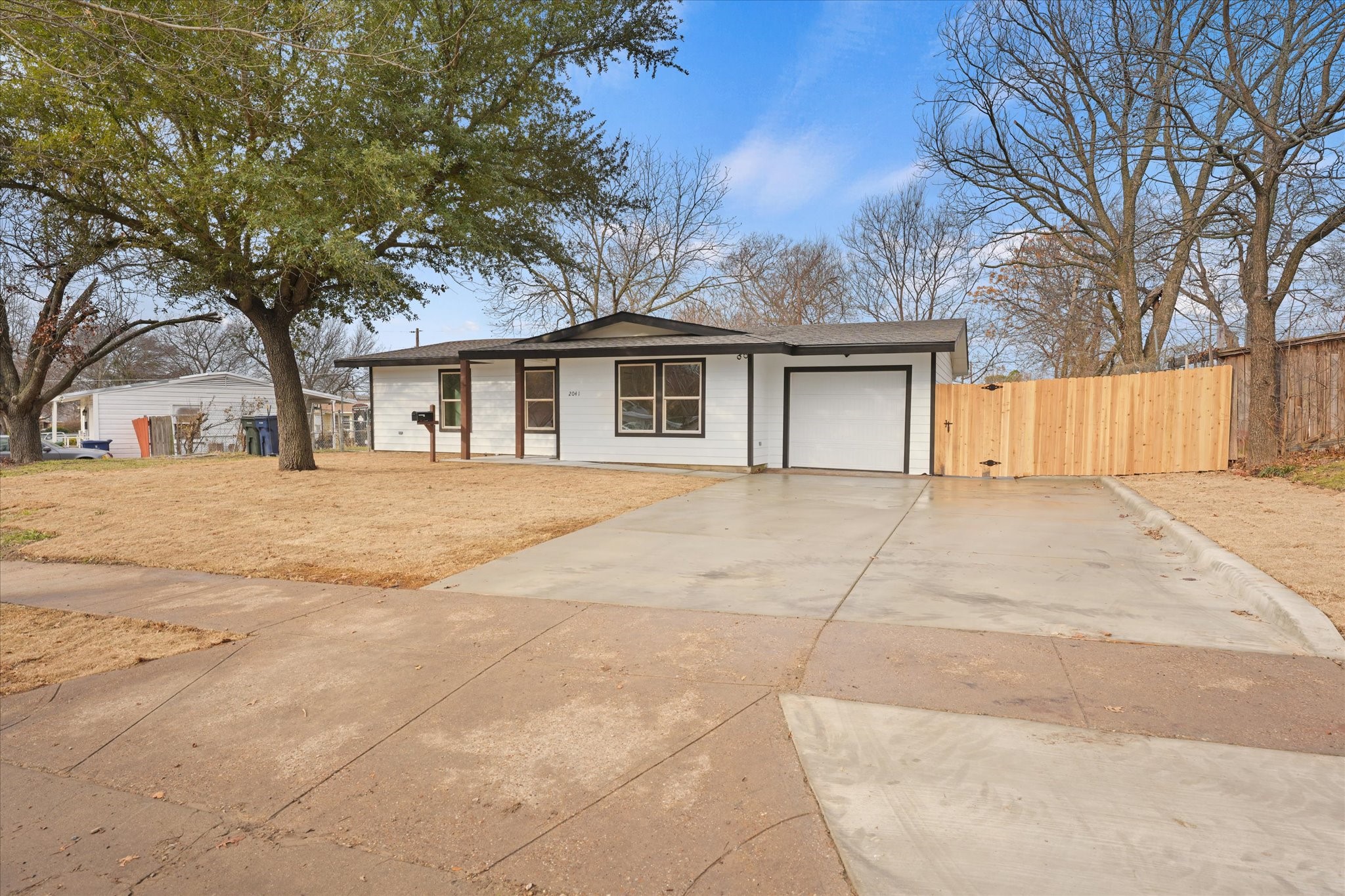 2041 Montier Drive Garland TX 75041