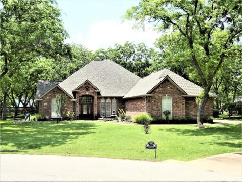 7406 Fox Run Court Granbury TX 76049