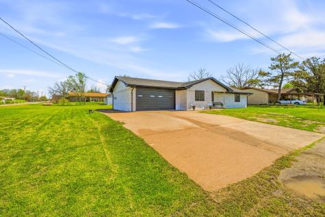 925 N Kirk Street Hico TX 76457